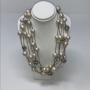 Beautiful Kate Spade Pearl Necklace